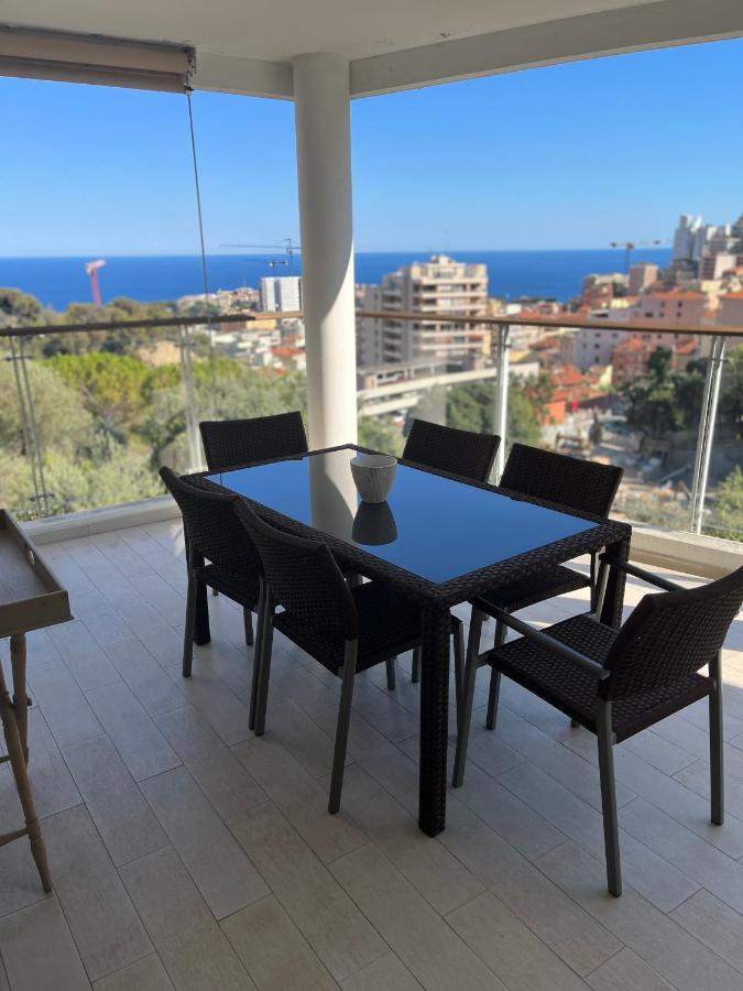 Grand 3 Pieces Avec Terrasse Vue Mer Tout Confort Beausoleil Dış mekan fotoğraf